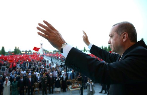 الرئيس التركي رجب طيب اردوغان خلال احياء ذكرى محاو
