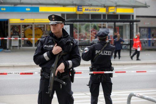 الشرطة الالمانية تفرض طوقا امنيا حول سوبرماركت في 