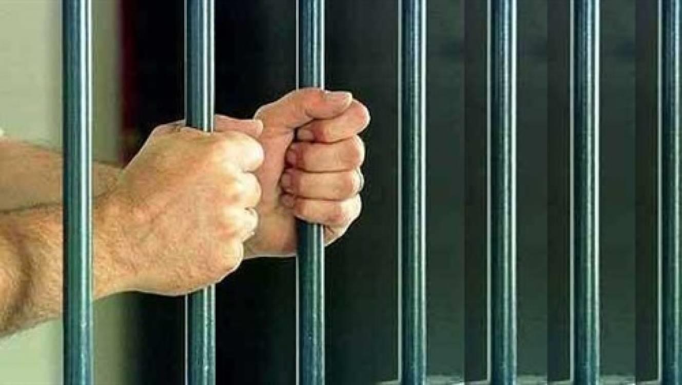 حبس خبير بمحكمة شمال القاهرة
