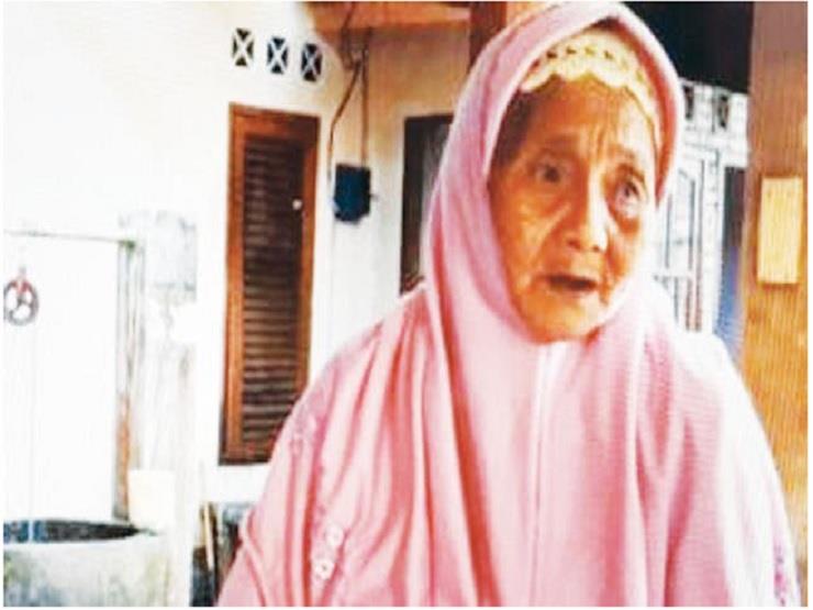 صاحبة الـ 104 عاماً تصل مكة لأداء فريضة الحج