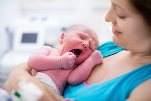 5 أسباب تجعلك تختاري البنج النصفي في الولادة