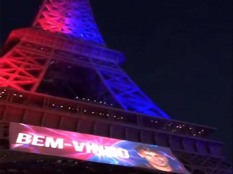 بالفيديو.. برج إيفل يتزين بألوان "سان جيرمان" احتف