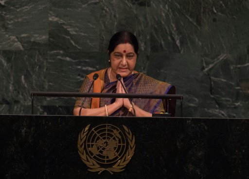 وزيرة خارجية الهند اثناء القاء كلمتها امام الجمعية