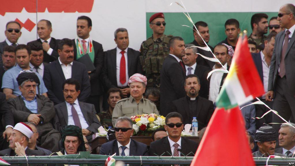 رئيس إقليم كردستان مسعود برزاني في تجمع لدعم الاست