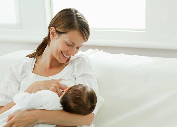 الرضاعة الطبيعية لمدة ستة أشهر أو أكثر تقلل خطر ال