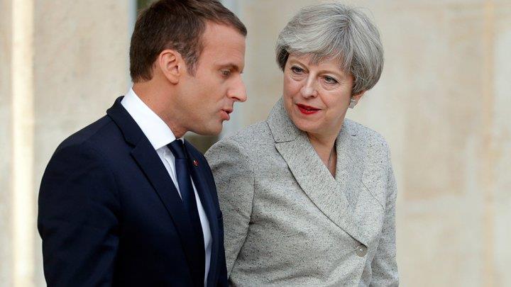 الرئيس الفرنسي ورئيسة الوزراء البريطانية