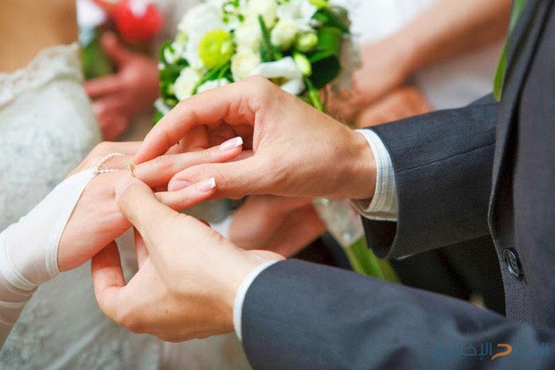 هل الزواج يحمي من الإصابة بالخرف أم يتسبب به؟