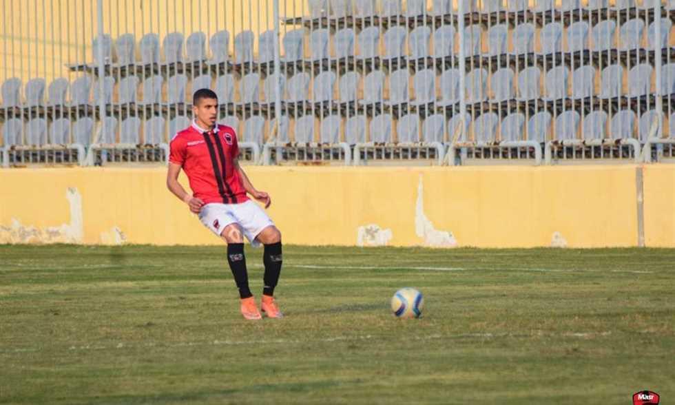 محمد عبد الغني مدافع الزمالك 