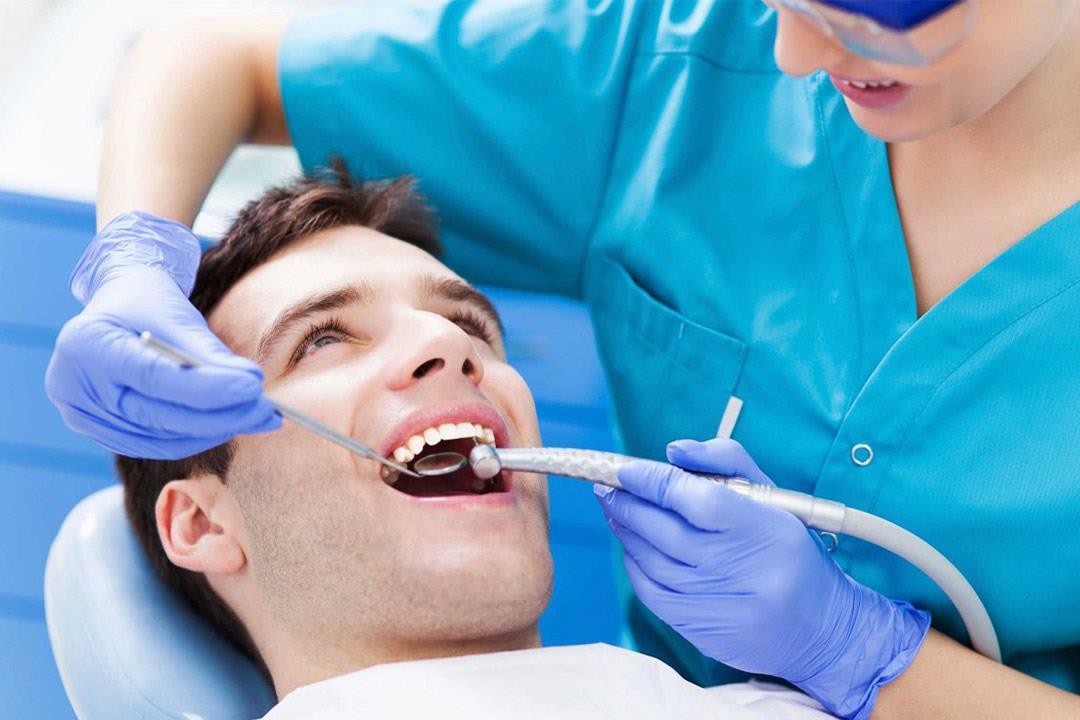 أسباب تقنعك بزيارة طبيب الأسنان كل 6 شهور