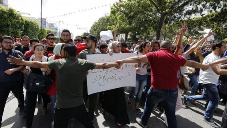 كانت ولاية "تطاوين" جنوبي تونس شهدت احتجاجات في إب