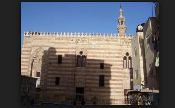 مسجد القاضي بشارع الأزهر