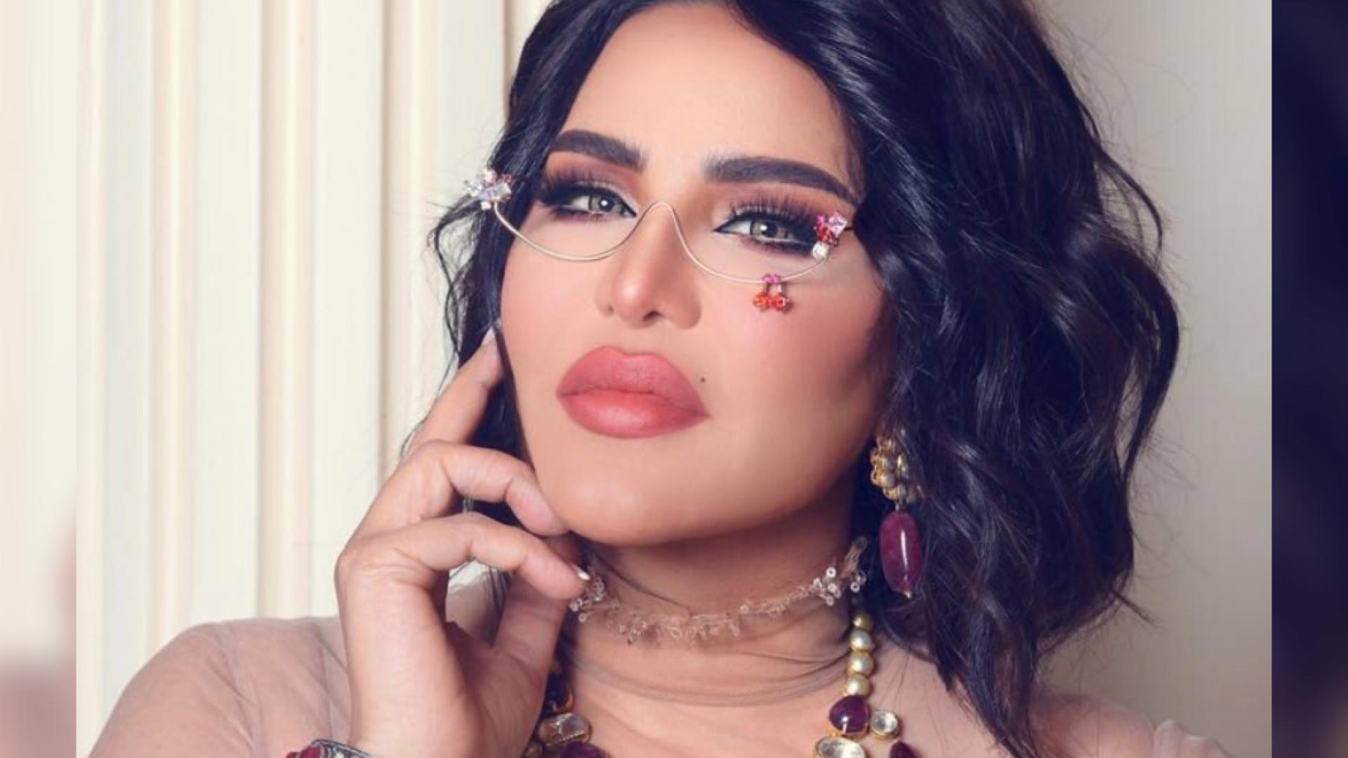 الفنانة أحلام                                     