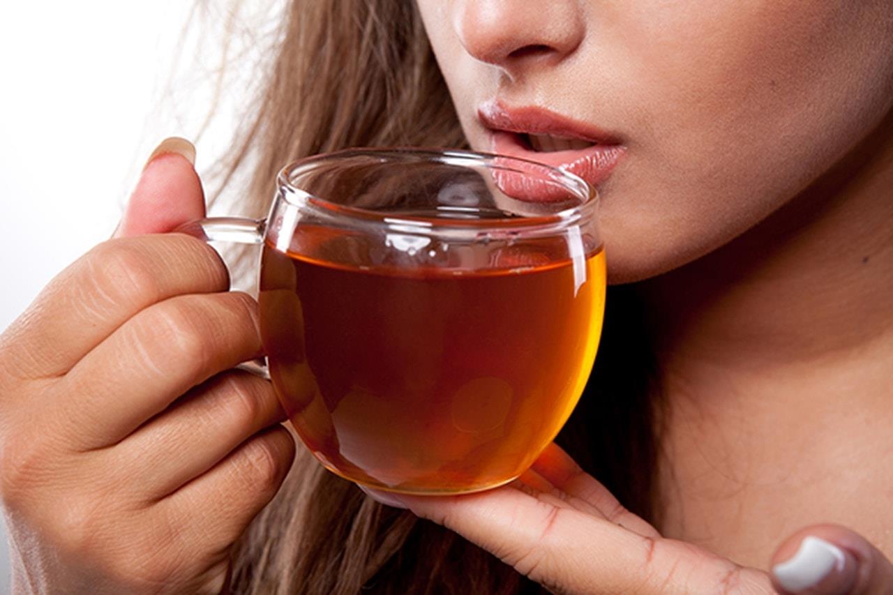 ما مدى فائدة تناول كوب شاي يوميًا لقلبك؟