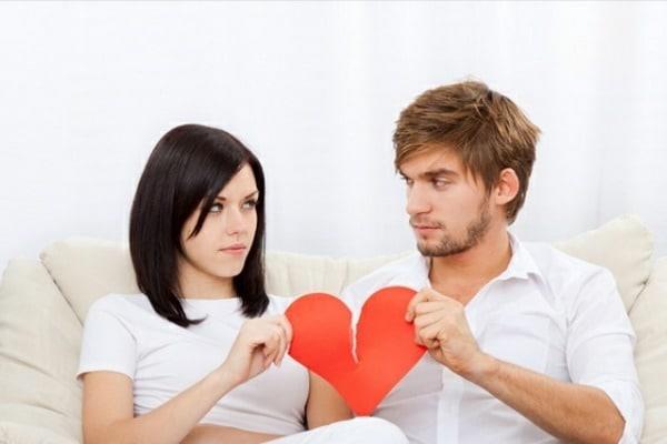 4 صفات خاطئة تنهي علاقتك بشريك حياتك.. احذرها 
