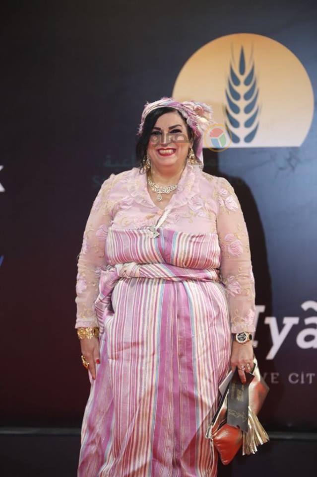 إطلالة سيئة للفنانة خدوجة صبري