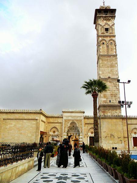 مسجد جامع حلب الذي تم تجديد منارته في عهد آق سنقر