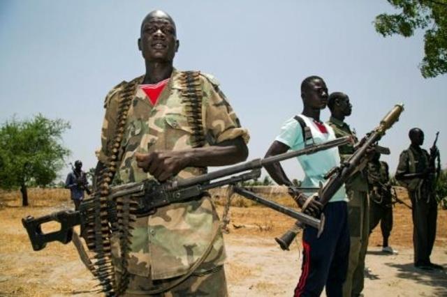 عناصر ميليشيات من المعارضة في جنوب السودان ...
