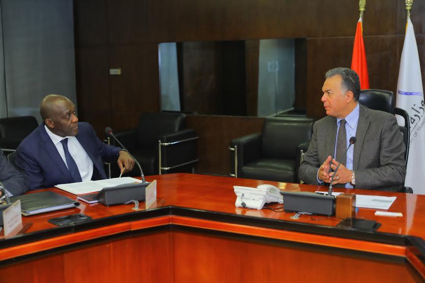 وزير النقل مع نائب رئيس البنك الدولي للبنية التحتي