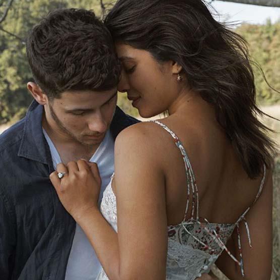 صورة جديدة لبريانكا ونيك جونز