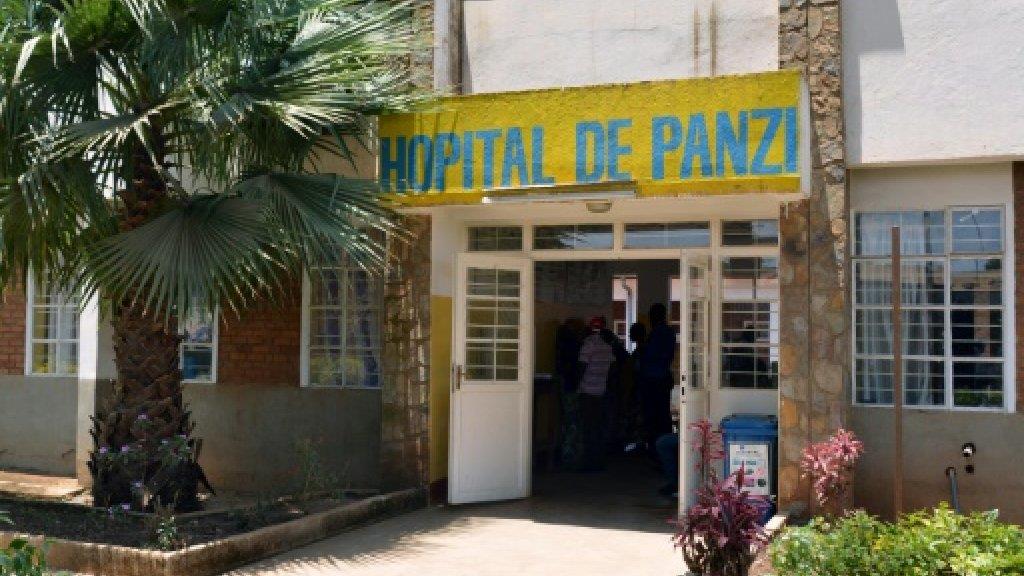 صورة تظهر مبنى المستشفى التابع للطبيب الكونغولي ال