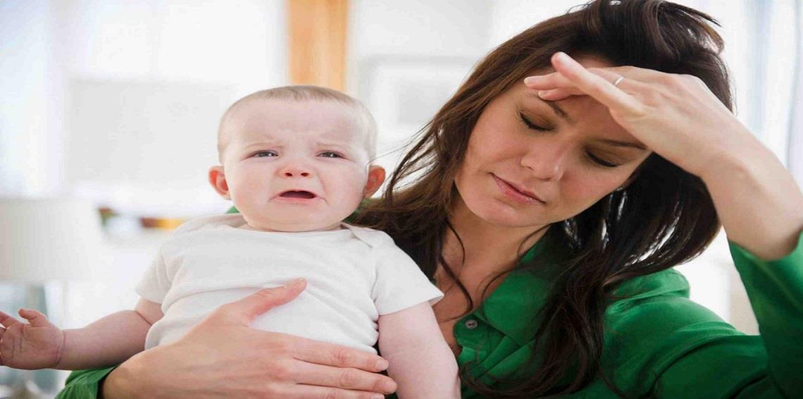   دراسة: اكتئاب ما بعد الولادة يؤثر على الطفل أيضا