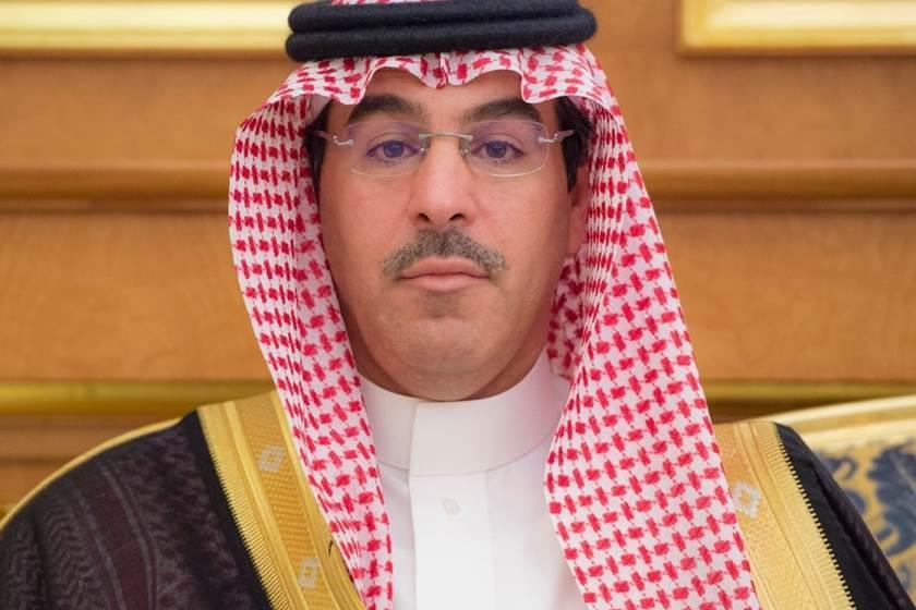 وزير الثقافة والإعلام الدكتور عواد بن صالح العواد