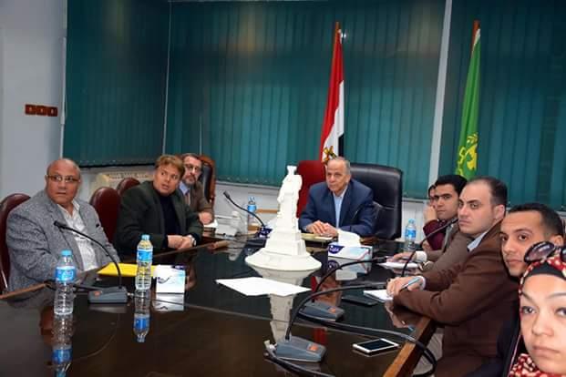 اجتماع اللواء محمود عشماوي محافظ القليوبية