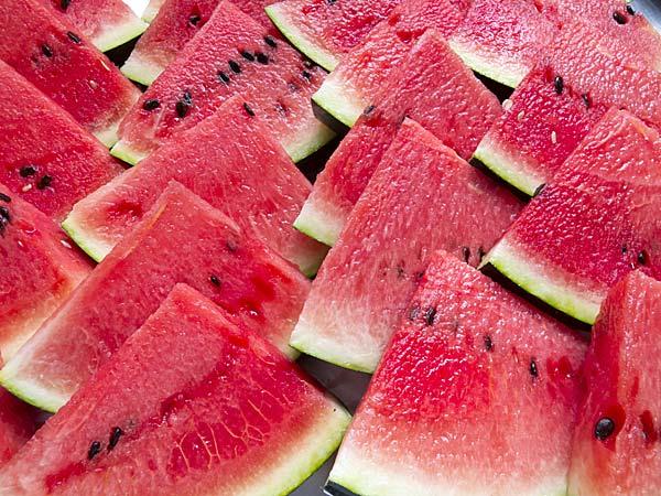 10 فوائد صحية لبذور البطيخ.. تعرف عليها