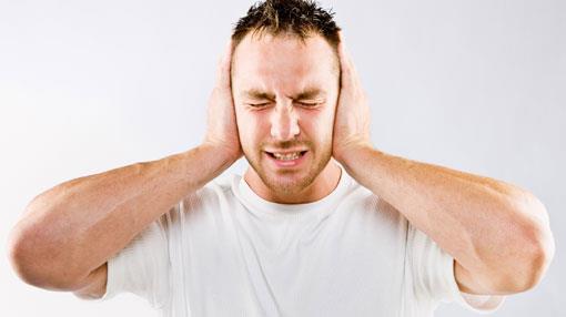 علماء يطورون علاجًا لطنين الأذن