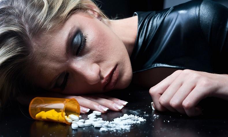  أخطر 5 مواد تناولها يسبب الإدمان.. أقلها الكحول