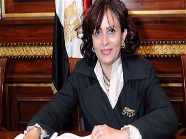 الدكتورة عزة العشماوى الأمين العام للمجلس القومي ل