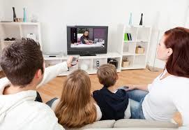 7 نصائح تساعد على تقليل جلوس طفلك أمام التلفزيون