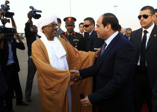 الرئيس السيسي ورئيس السودان عمر البشير