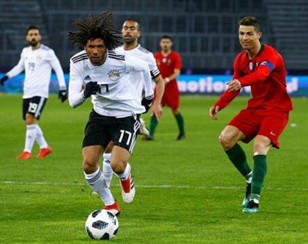 محمد النني لاعب وسط مصر أمام البرتغال
