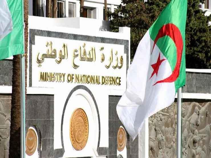 وزارة الدفاع الجزائرى