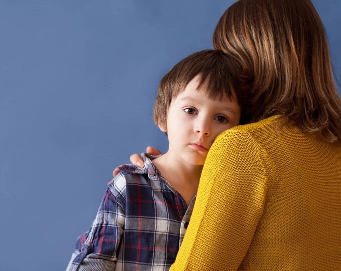 7 علامات قد تدل على إصابة طفلك بالاكتئاب