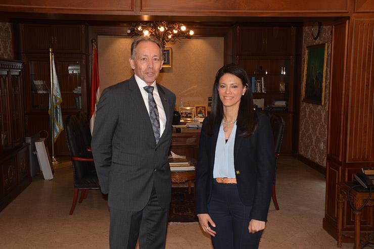 الدكتورة رانيا المشاط مع سفير أستراليا بالقاهرة  (