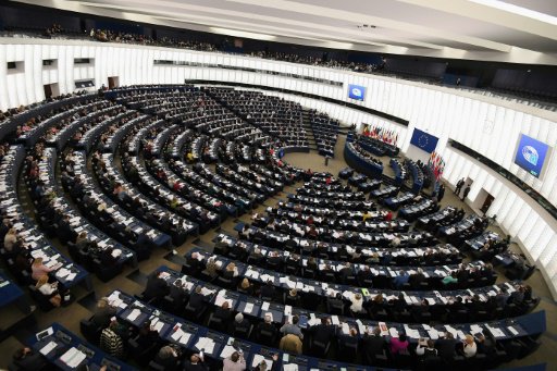 البرلمان الأوروبي مجتمع في جلسة في 14 آذار/مارس 20