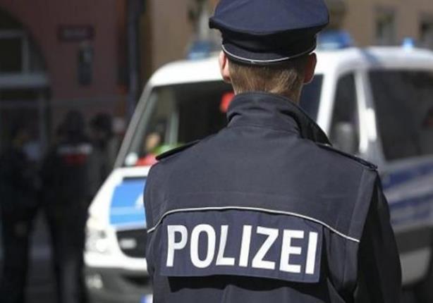 شاب يلجأ إلى الشرطة الألمانية لإنهاء علاقته الغرام