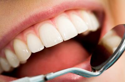 7 طرق للحفاظ على الأسنان 