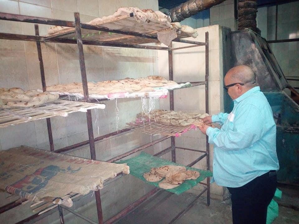  اللواء ممدوح هجرس يتفقد مخبز بلدي