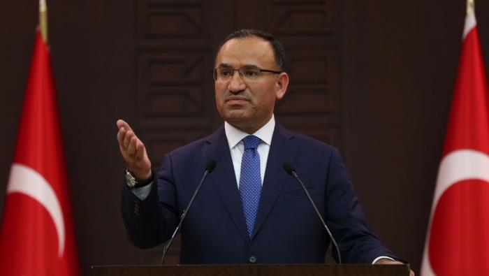 بكر بوزداغ نائب رئيس الوزراء التركي