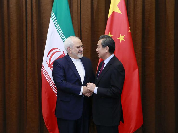 وزير الخارجية الصيني ونظيره الإيراني