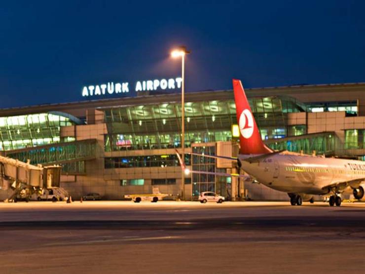 مطار إسطنبول التركي