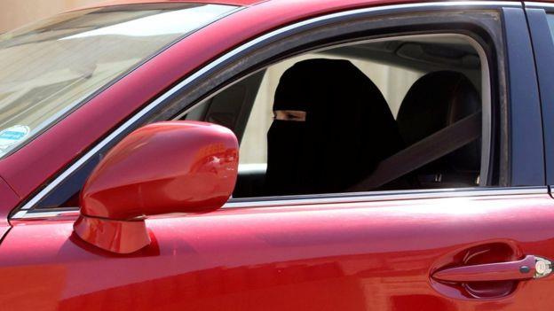  رفع الحظر عن قيادة المرأة في السعودية 