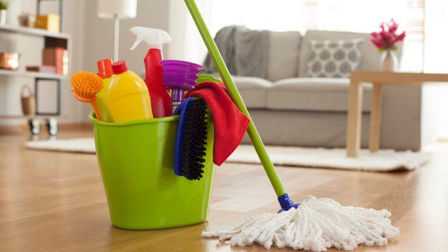 للمرأة العاملة..5نصائح لتنظيف المنزل قبل دخول العي