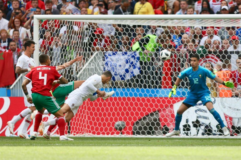 جانب من مباراة البرتغال والمغرب