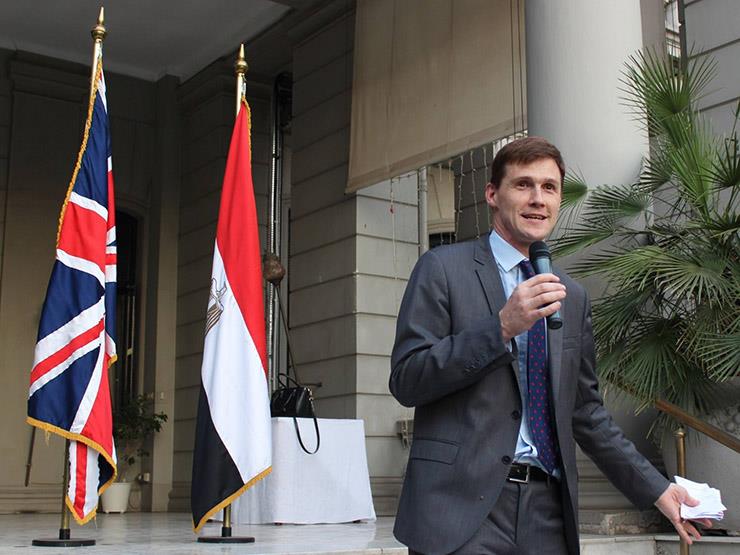 جون كاسن السفير البريطاني بالقاهرة