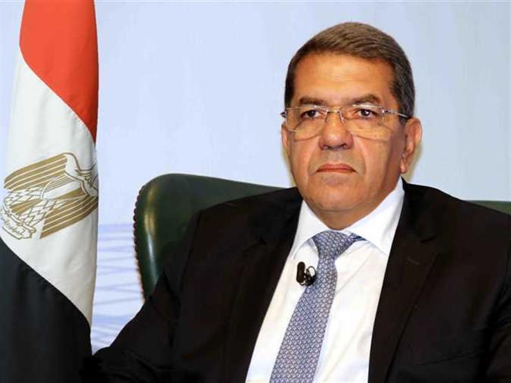 عمرو الجارحي وزير المالية السابق
