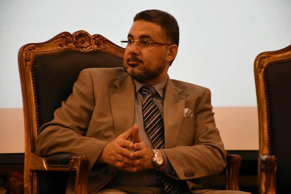 الدكتور خالد عبد العظيم                           